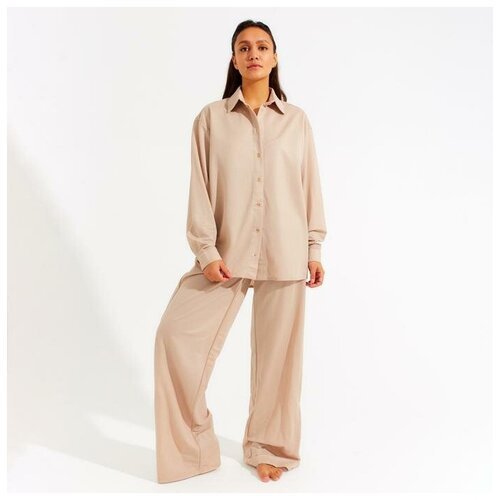 Купить Пижама , размер 42, бежевый
Пижама женская (сорочка, брюки) MINAKU: Home collect...