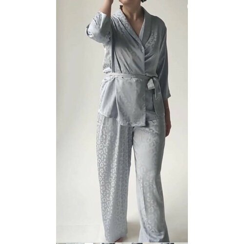 Купить Пижама , размер 2XL, серый
Пижамный стиль это модно. Пижама женская шелковая с ш...