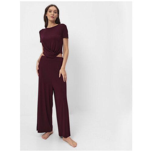 Купить Пижама Luisa Moretti, размер L, бордовый
Домашний костюм с широкими брюками и фу...