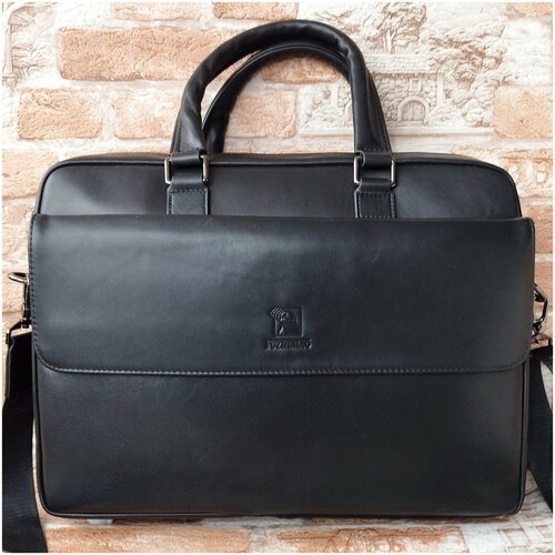 Купить Портфель черный
Практичный, стильный мужской портфель-сумка из натуральной кожи....