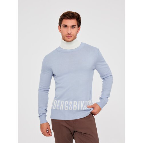 Купить Свитер BIKKEMBERGS, размер M, голубой
В этом мужском свитере из смесовой шерсти...