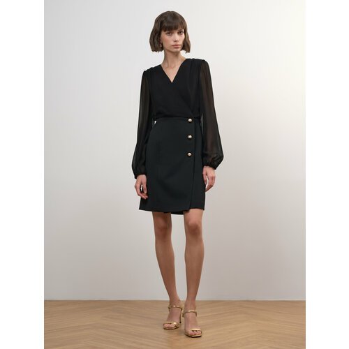 Купить Платье Calista, размер 48, черный
Платье-миди создает иллюзию комплекта из юбки...