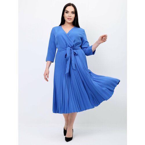 Купить Платье размер 52, синий
Женское плиссерованное платье синего цвета размера 52.<b...