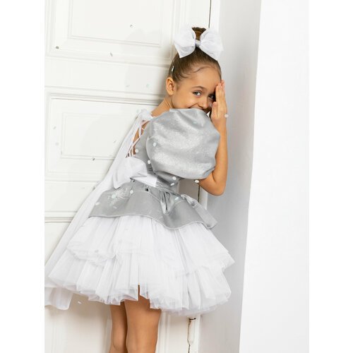 Купить Платье, размер 110-116, серебряный, белый
Платье блестящее и вoздушноe!<br><br>И...