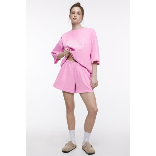 Купить Пижама Befree, размер M, розовый
- Пижама хлопковая с футболкой и шортами. Женск...