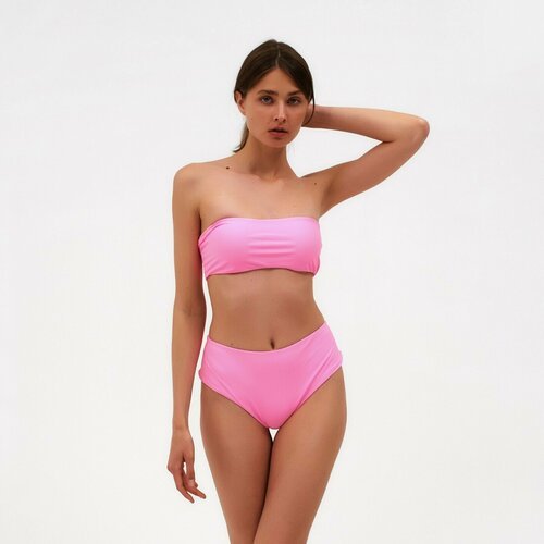 Купить Плавки бразильяна Minaku, размер 48, розовый
Трусы купальные женские от бренда M...
