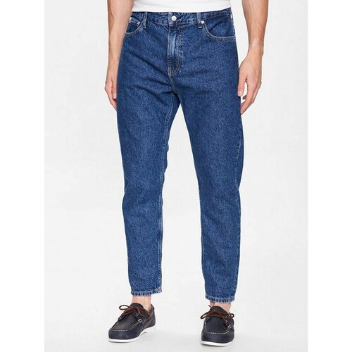 Купить Джинсы Calvin Klein Jeans, размер 30 [JEANS], синий
При выборе ориентируйтесь на...