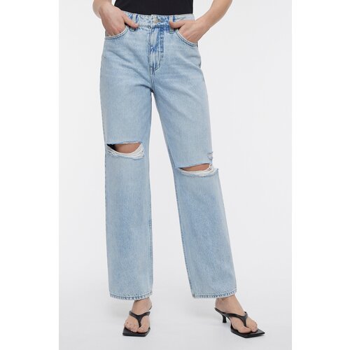 Купить Джинсы широкие Befree, размер S/170, голубой
- Трендовые джинсовые брюки straigh...