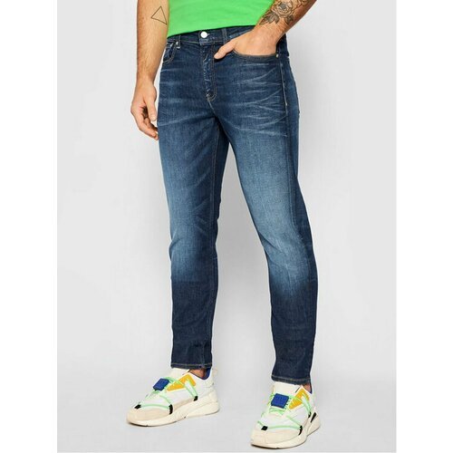 Купить Джинсы Calvin Klein Jeans, размер 32/32 [JEANS], синий
При выборе ориентируйтесь...