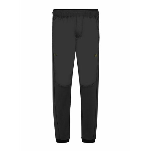 Купить брюки EA7, размер XL, черный
Утепленные брюки из двух разных тканей с тиснением...