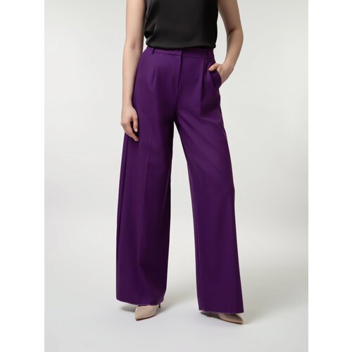 Купить Брюки iBlues, размер 40, фиолетовый
Женские брюки Iblues: стиль и комфорт в одно...