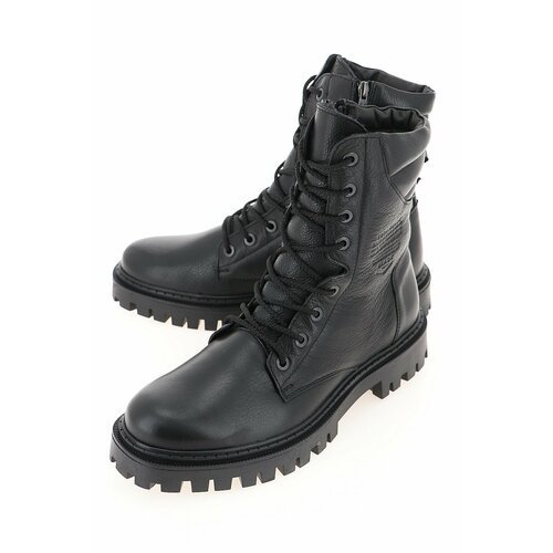 Купить Ботинки Baden, размер 41, черный
Зимние ботинки мужские BADEN - надежная защита...