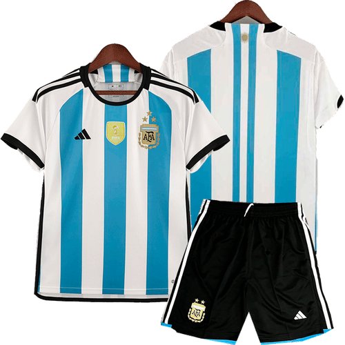 Купить Костюм , размер 24, черный, белый
Футбольная форма сборной Аргентины<br><br>В ко...