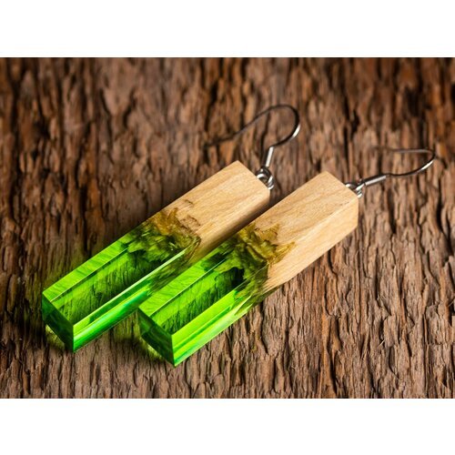 Купить Серьги с подвесками Green Wood, размер/диаметр 41 мм, зеленый
Серьги изготовлены...