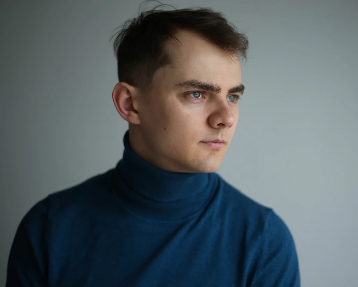 Андрей Емельянов