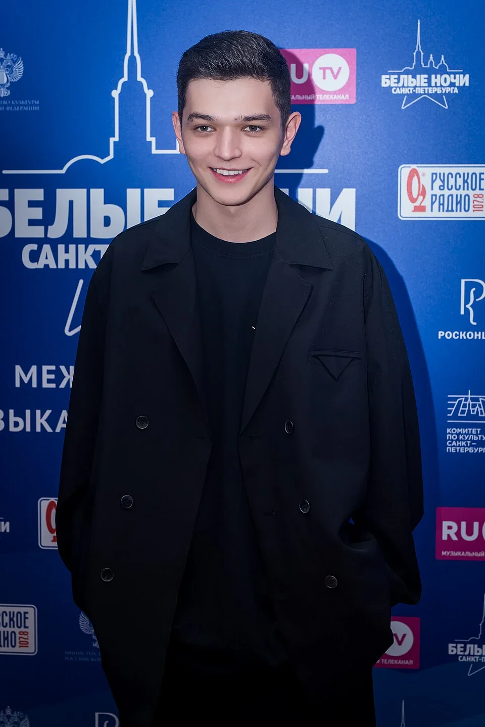 Акмаль Ходжаниязов — певец