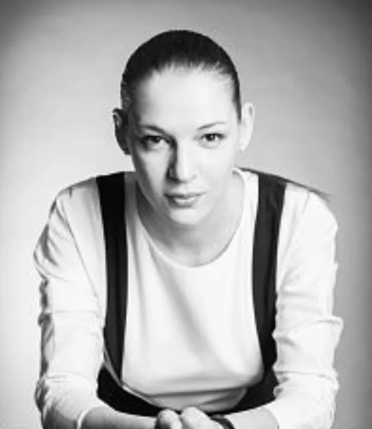 Александра Большакова — актриса