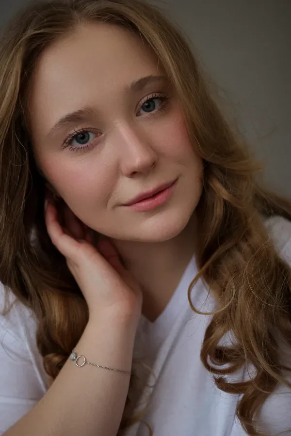 Ангелина Болбас — актриса