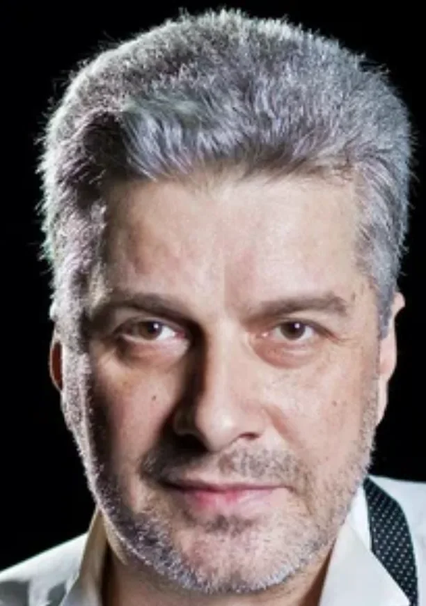 Антон Хатеев