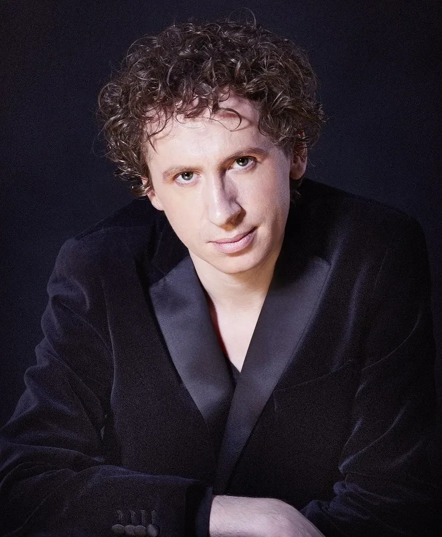 Дмитрий Аверин — актёр