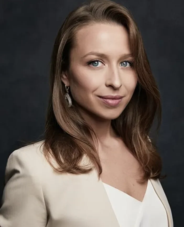 Елена Безгодкова — певица