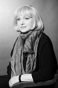Елена Немзер