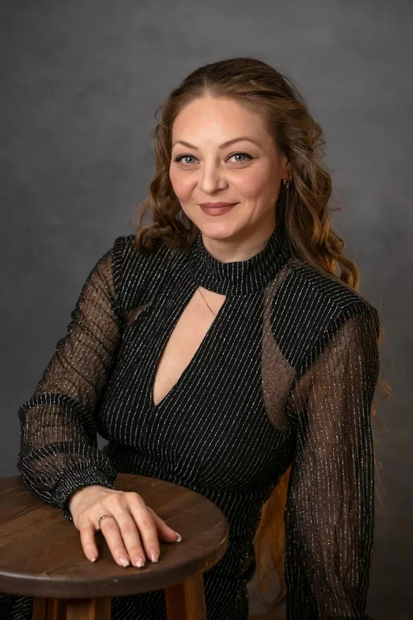 Элина Аксенова — актриса