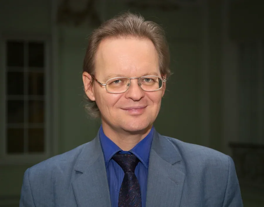 Евгений Петров — композитор