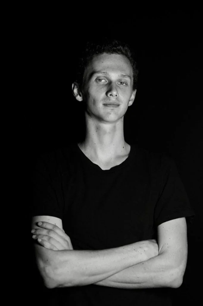 Иван Захаров — актёр