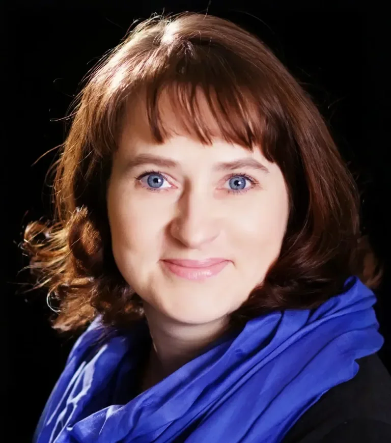 Людмила Меньшикова