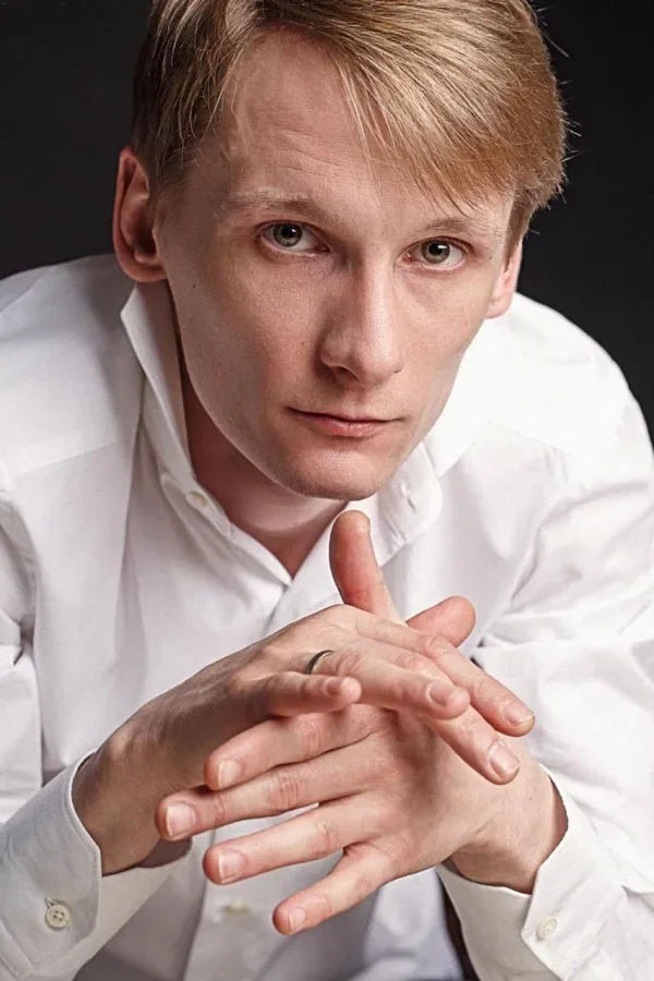Михаил Касапов — актёр