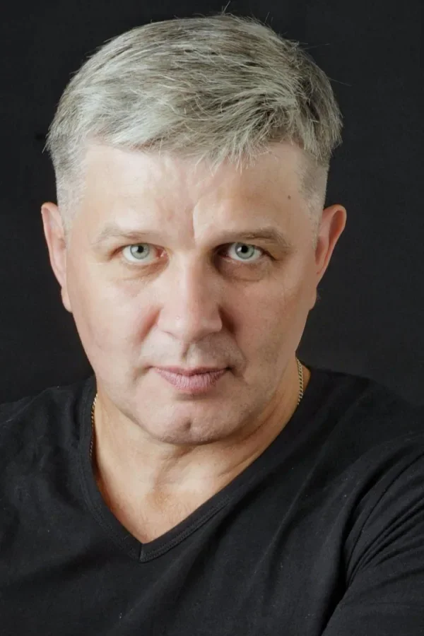 Михаил Ломов — актёр
