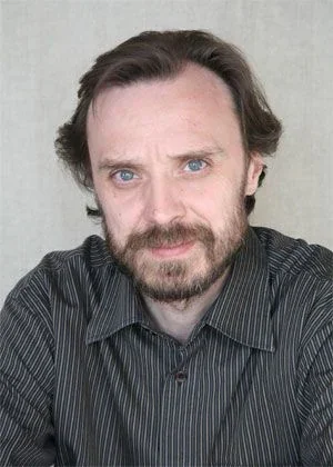 Сергей Грачёв — сценограф