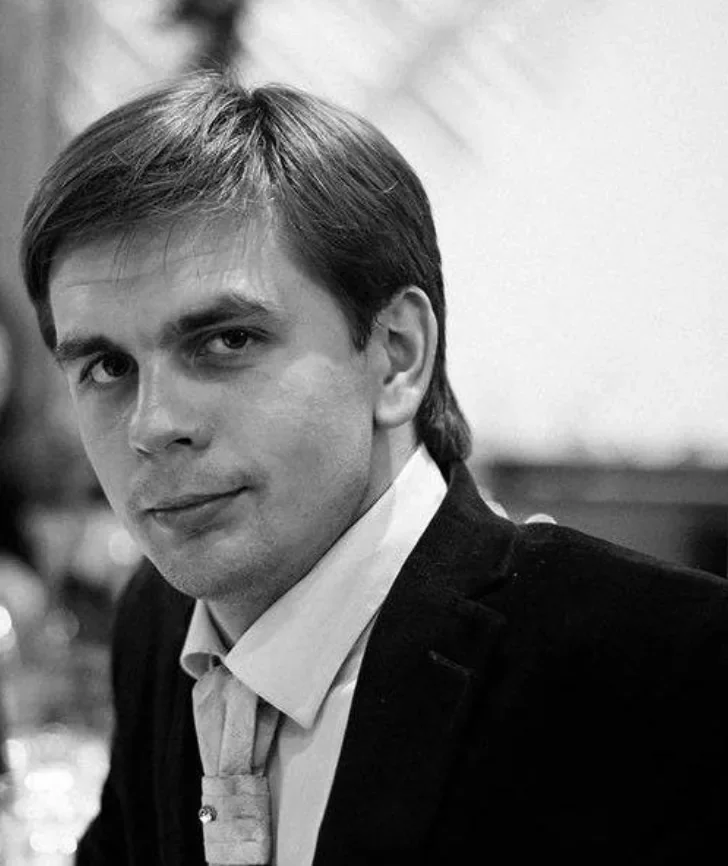 Сергей Толстиков — режиссёр-постановщик