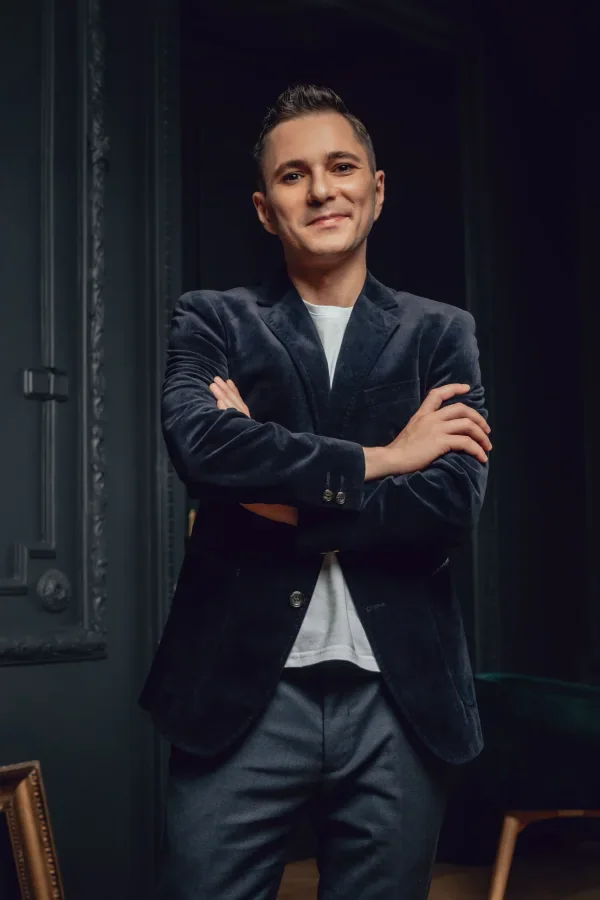Валентин Князев — актёр