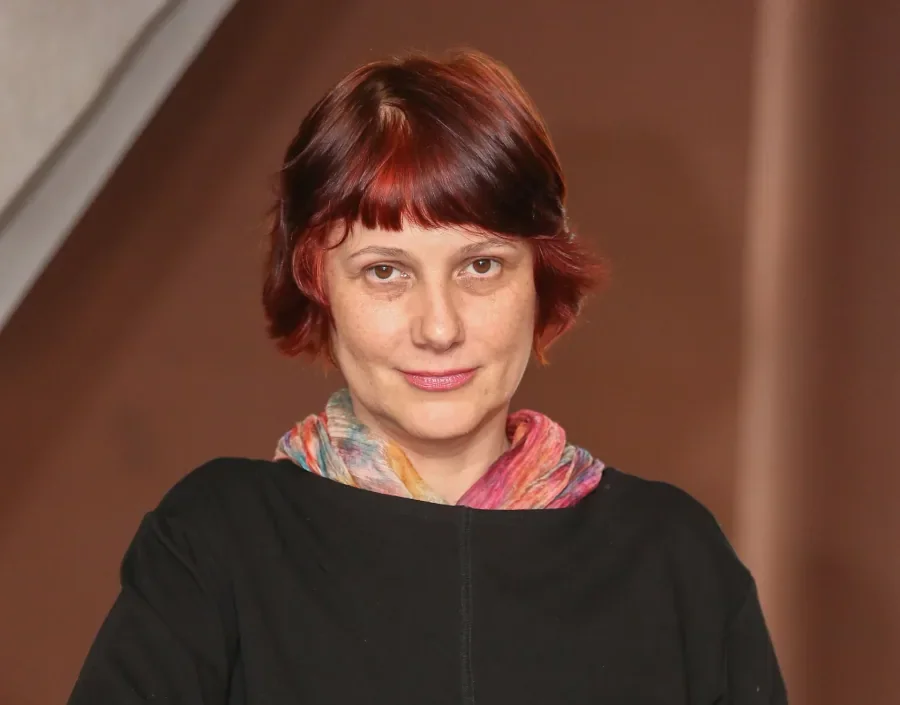 Юлия Гольцова — художник-постановщик