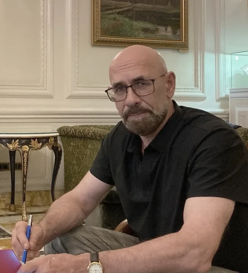 Юрий Горчаков — режиссёр-постановщик