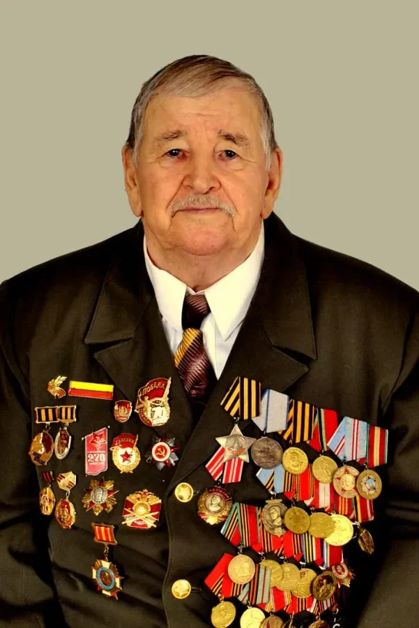 Юрий Калинин — режиссёр-постановщик