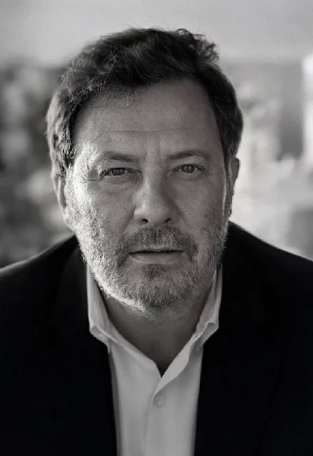 29 ноября | Сергей Минаев. Творческий вечер «Немного истории» 18+ — КОСМОС киноконцертный театр — афиша