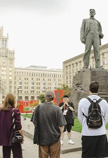 Стендап экскурсия по Патрикам — Экскурсии по Москве — афиша