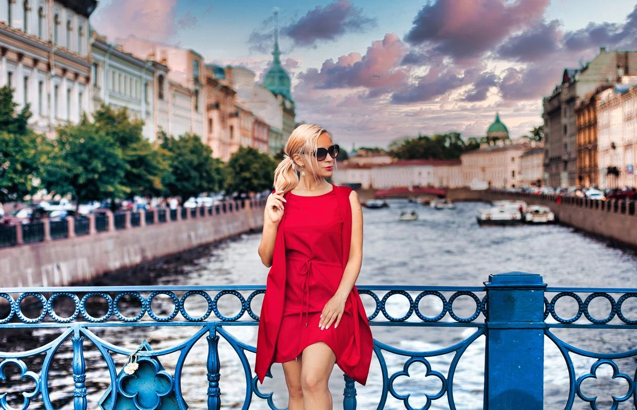 Фотосессия в Петербурге: 8 лучших локаций в центре города, 40 фото за 30 минут — Место встречи: Памятник Николаю I на Исаакиевской площади — афиша Санкт-Петербург
