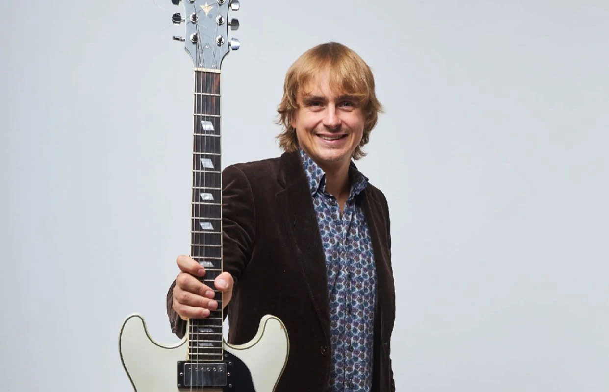 Igor Lavrinsky and the band — Рестобар «Музыка кофе и вина» — афиша