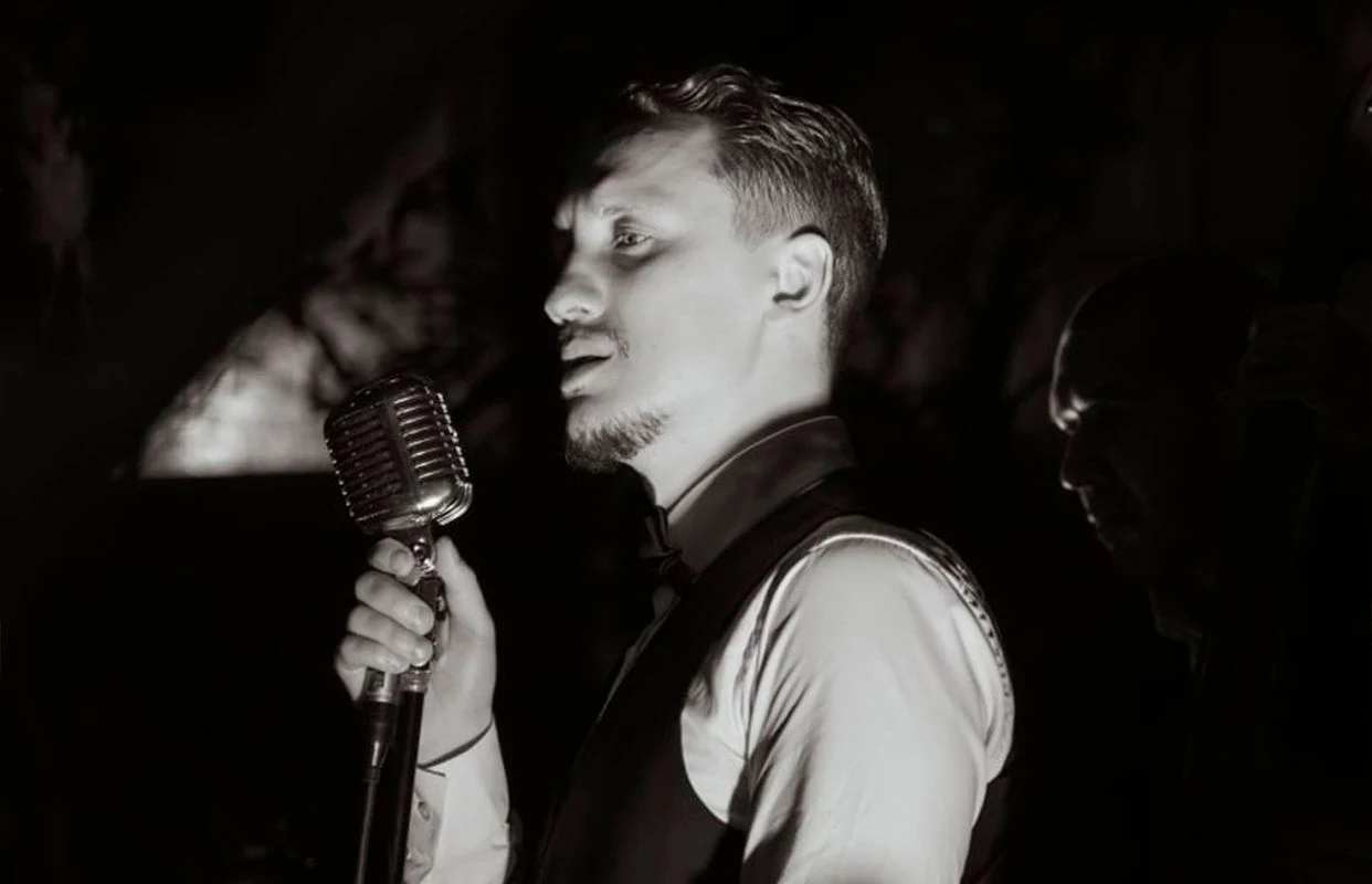 Концерт-ужин при свечах «CHRISTMAS JAZZ» — Ресторан "Над облаками" — афиша