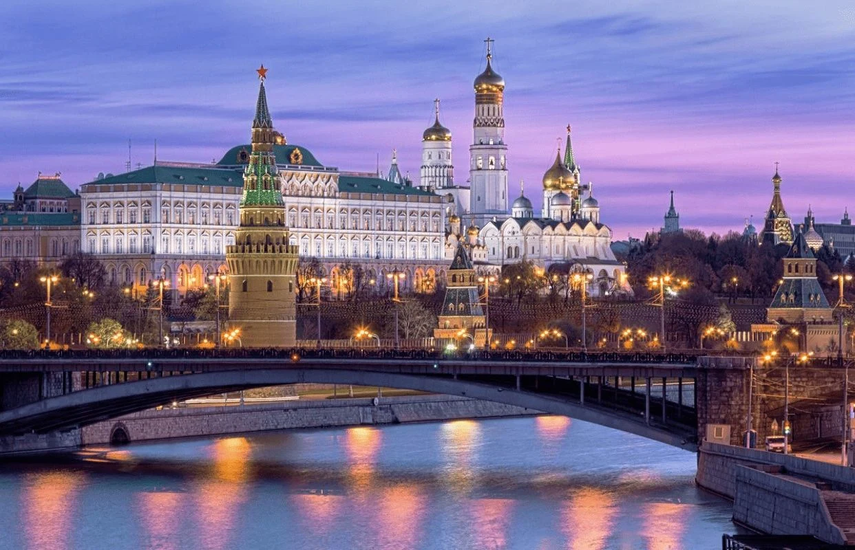 Легенды и мистика спящего города. Пешеходная экскурсия по Москве — Экскурсии по Москве — афиша