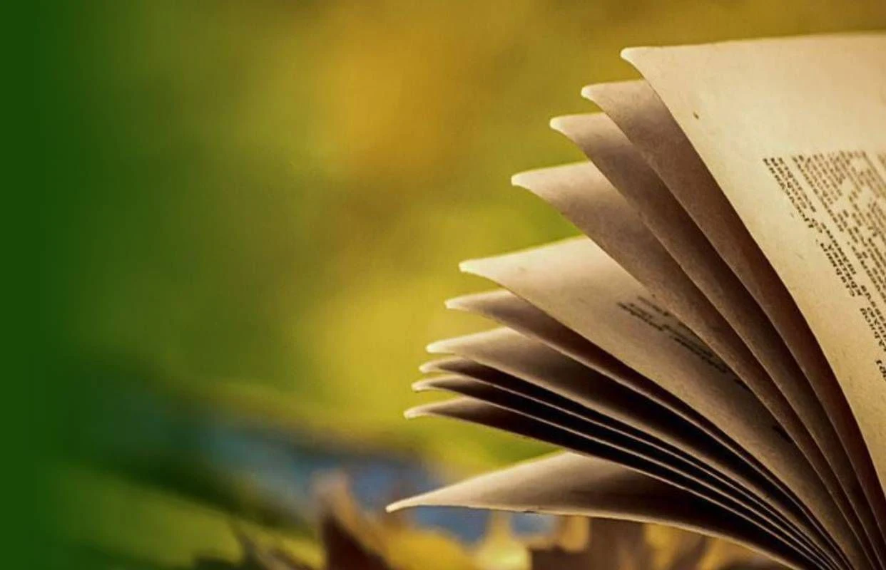 Литературное приключение «Тайны забытых книг» — Свердловская областная межнациональная библиотека — афиша