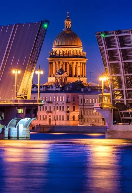 РАЗВОД МОСТОВ С КАТЕРА: НОЧНОЙ ПЕТЕРБУРГ БЕЗ ТОЛПЫ — Причал на набережной реки Фонтанки 104 — афиша