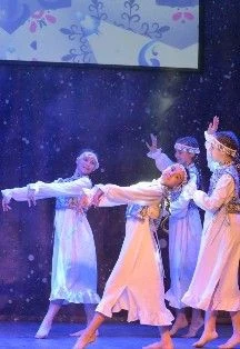 С Днем учителя! Праздничный концерт — ДК Юность — афиша Казань