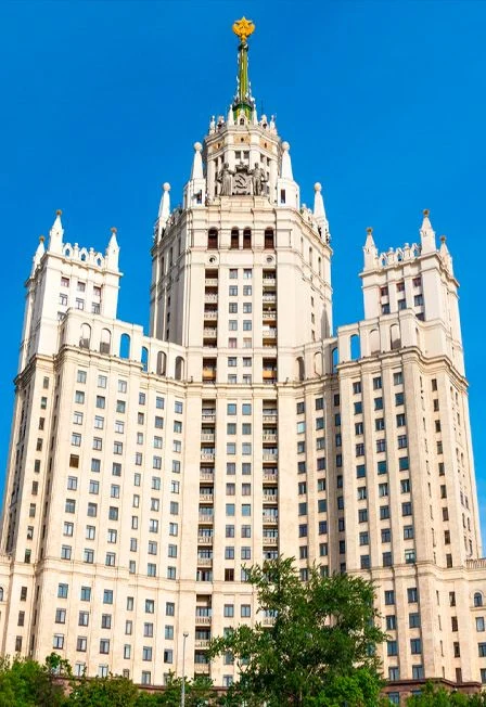 Сталинские высотки: символ советской эпохи — Место встречи: м. Красные ворота (выход №2). У памятника Лермонтову — афиша