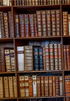 Тайны книжного шкафа — Централизованная библиотечная система — афиша