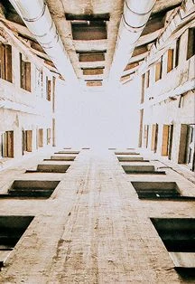 Тайные лабиринты Петроградской стороны — Место встречи: Каменноостровский пр., д. 37 Д, рядом с кафе Rostic`s — афиша